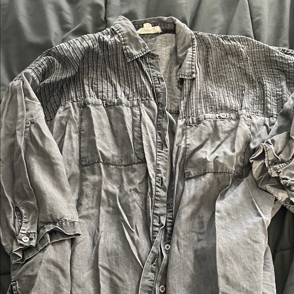 Lovestitch Gray Button Down Shirt